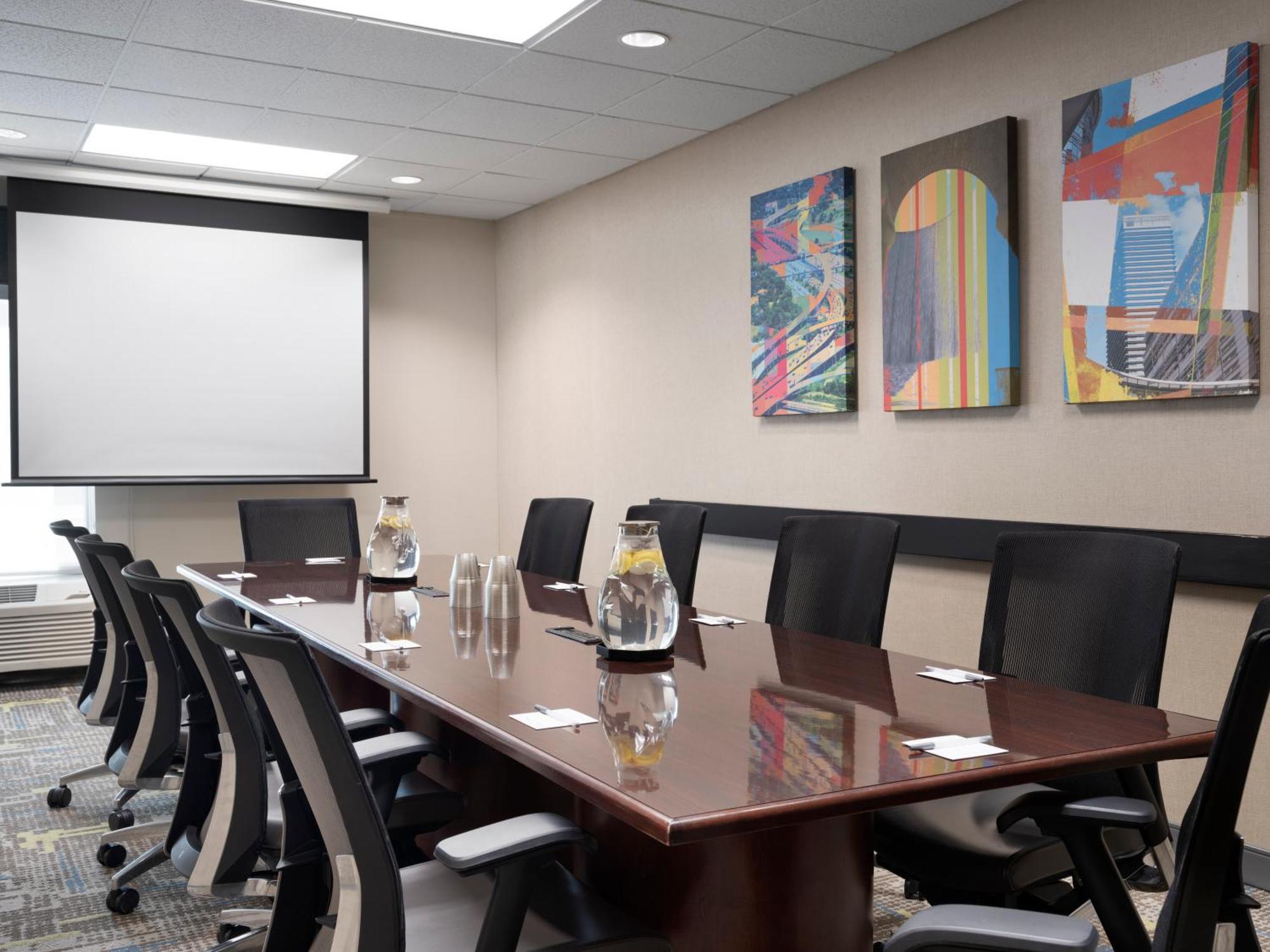 Hampton Inn Houston Near The Galleria Bagian luar foto